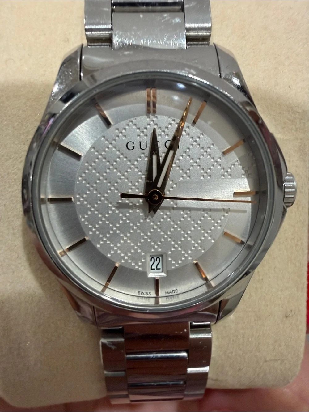 Gucci Silver Stainless Steel Men's Watch with Rose Gold Accents